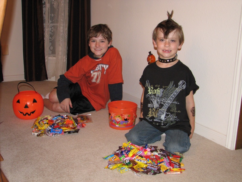 2009/10(October)/Halloween/800x600_20100206 604.JPG
